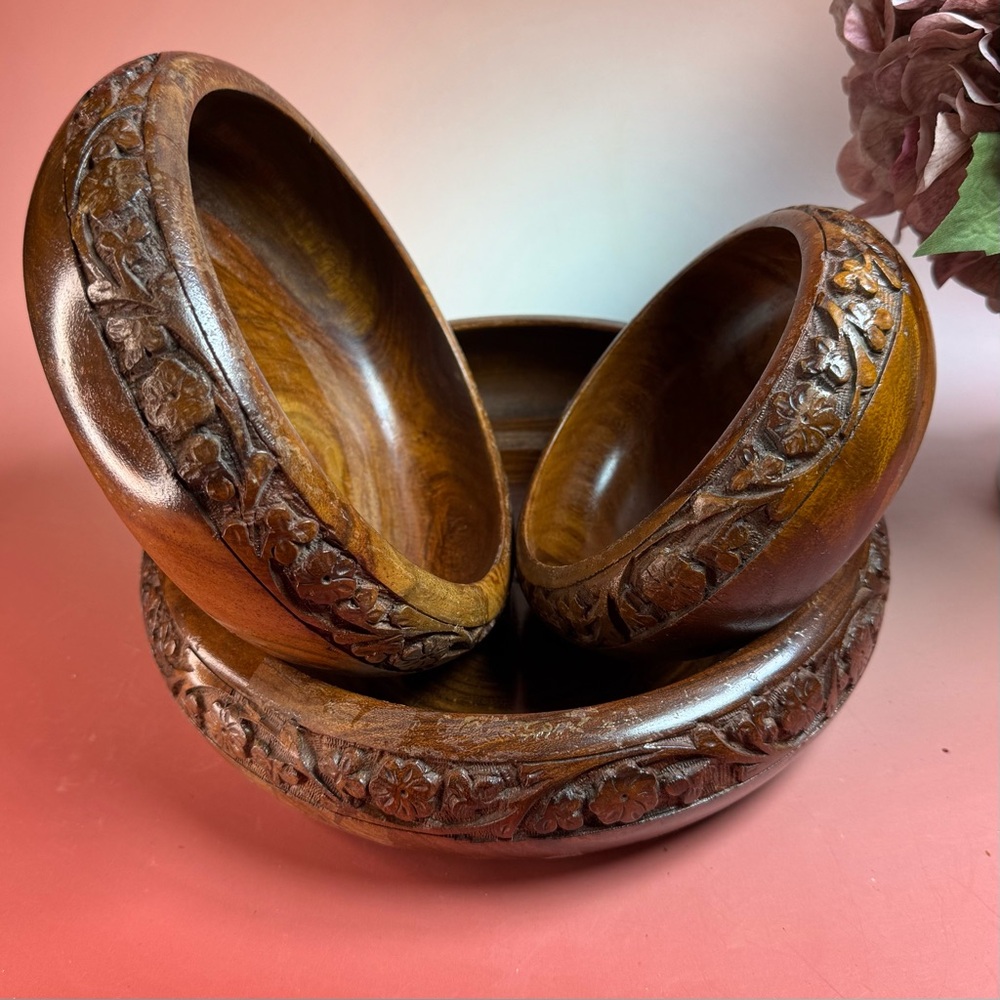 Vintage Solid Wood Nesting Bowls